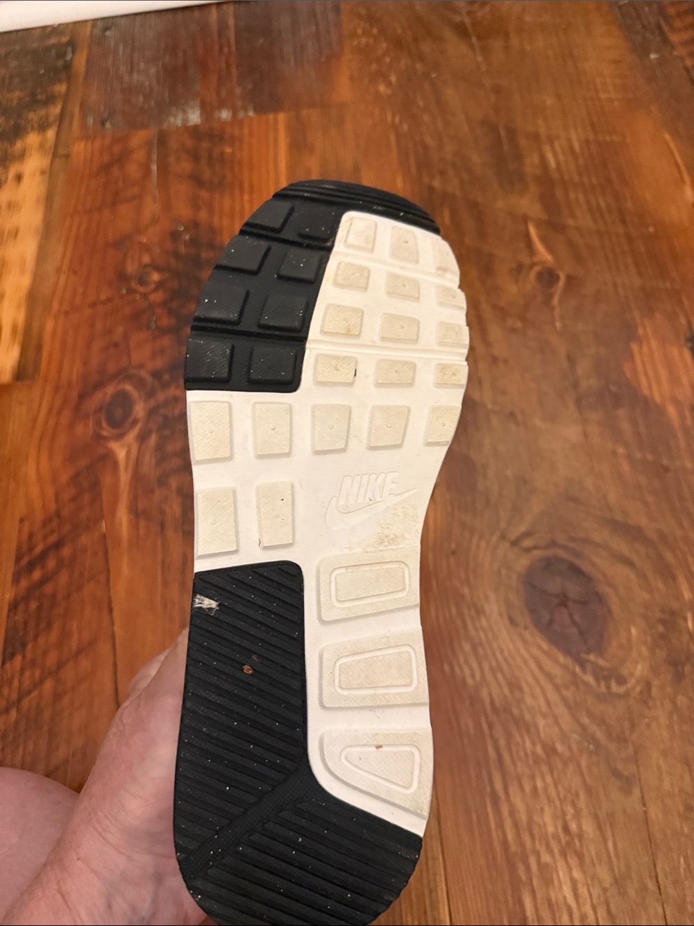 Nike White, Black and Gold Men's Sneakers - Picture 3 of 3